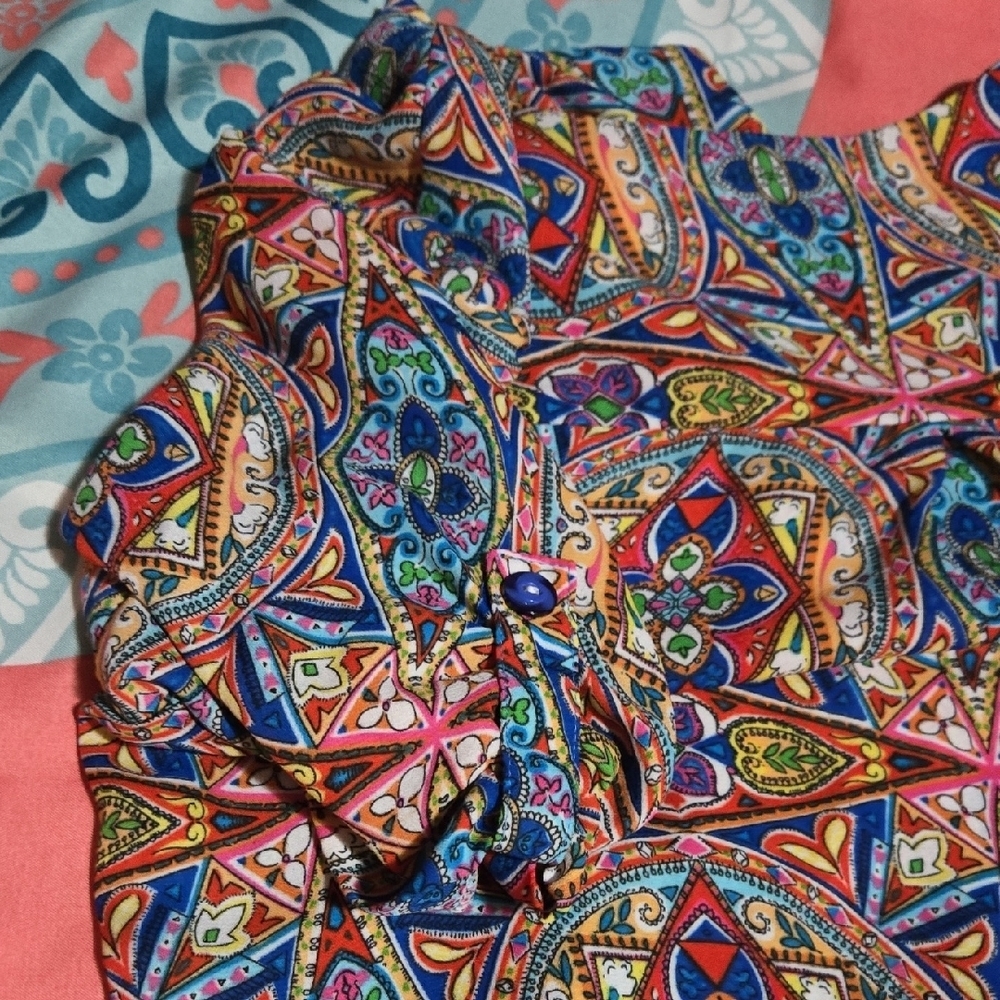 3/$10 Vibrant Blue and Orange Fitted Ruffled 3/4 Sleeve Blouse - Picture 4 of 6